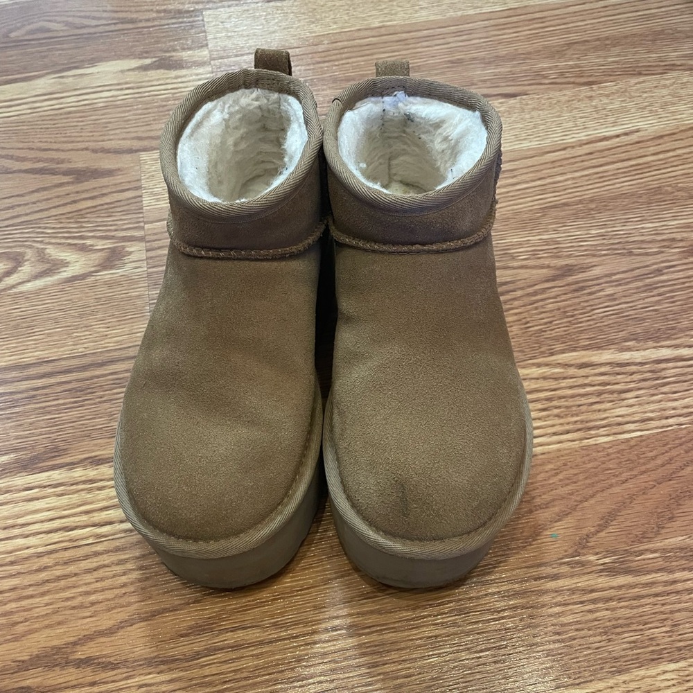 UGG Brown Chestnut Tan Platform Boots Ultra Mini